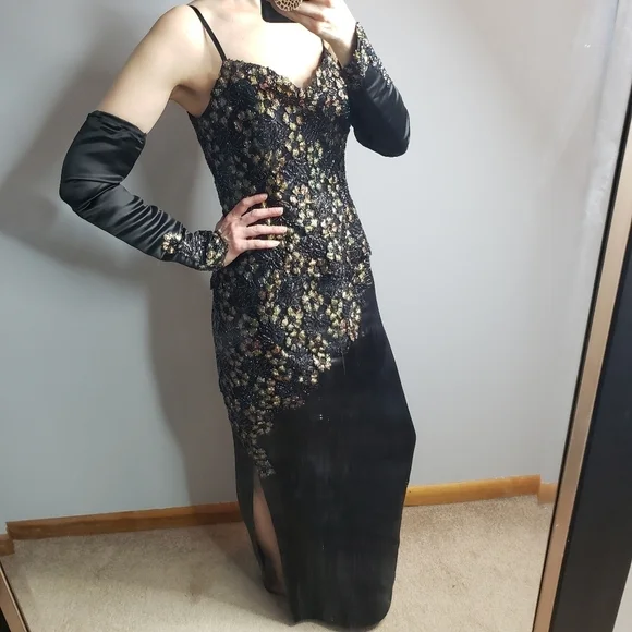 Menekshe black silk gown beaded appliqué formal - Picture 2 of 11